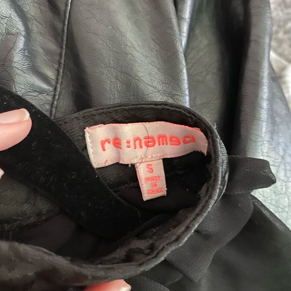 Top - Picture 4 of 4